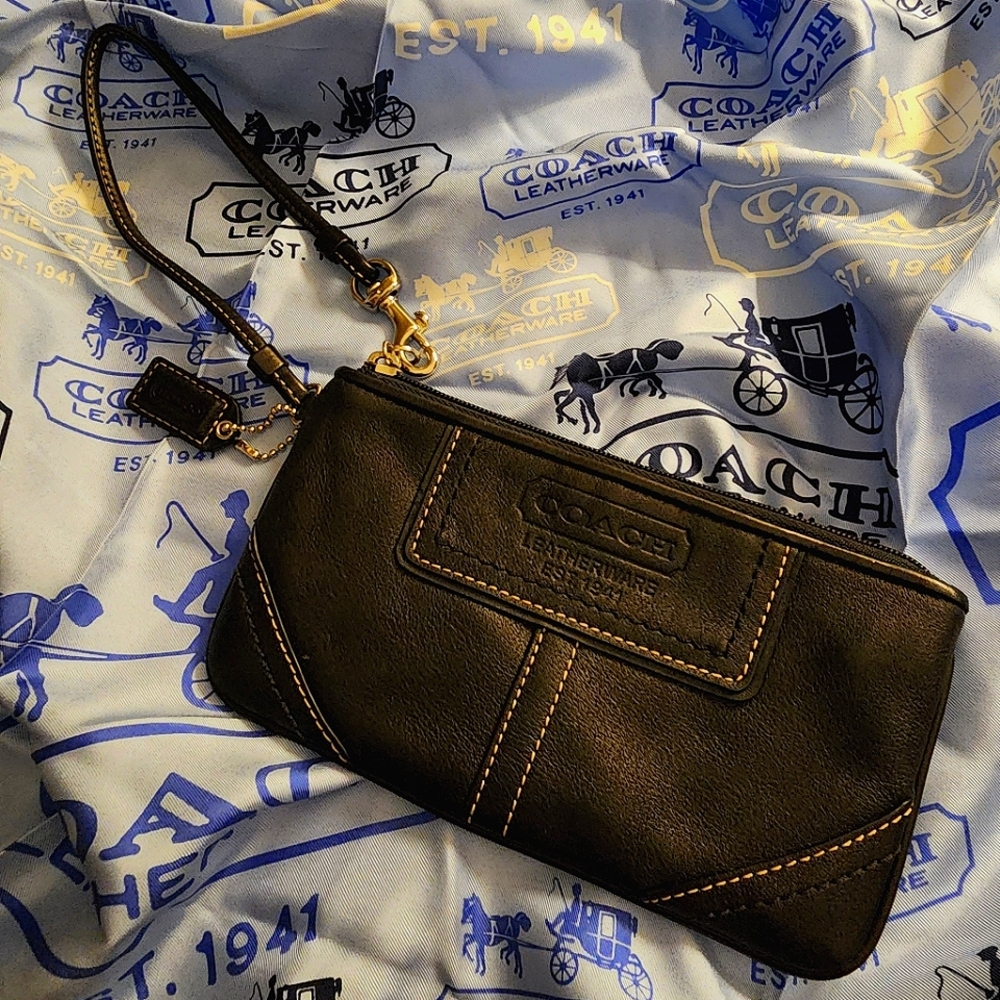 Coach Classic Leather Wristlet